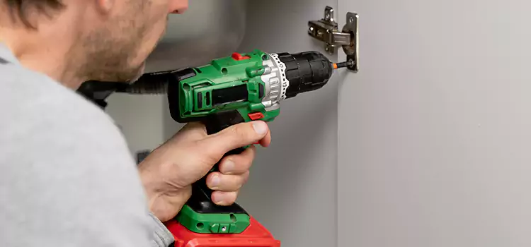Commercial Door Hinge Repair Lincolnia