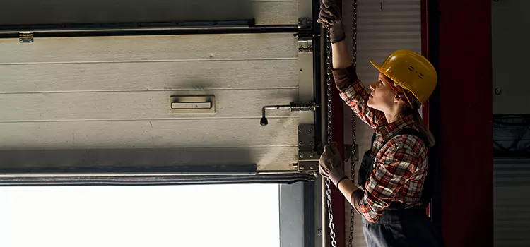Addressing Common Garage Door Stoppage Issues in Lincolnia, VA