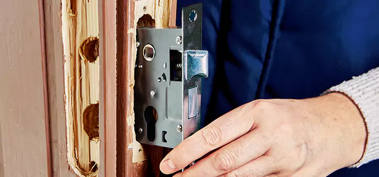 Garage Door Lock Replacement Lincolnia